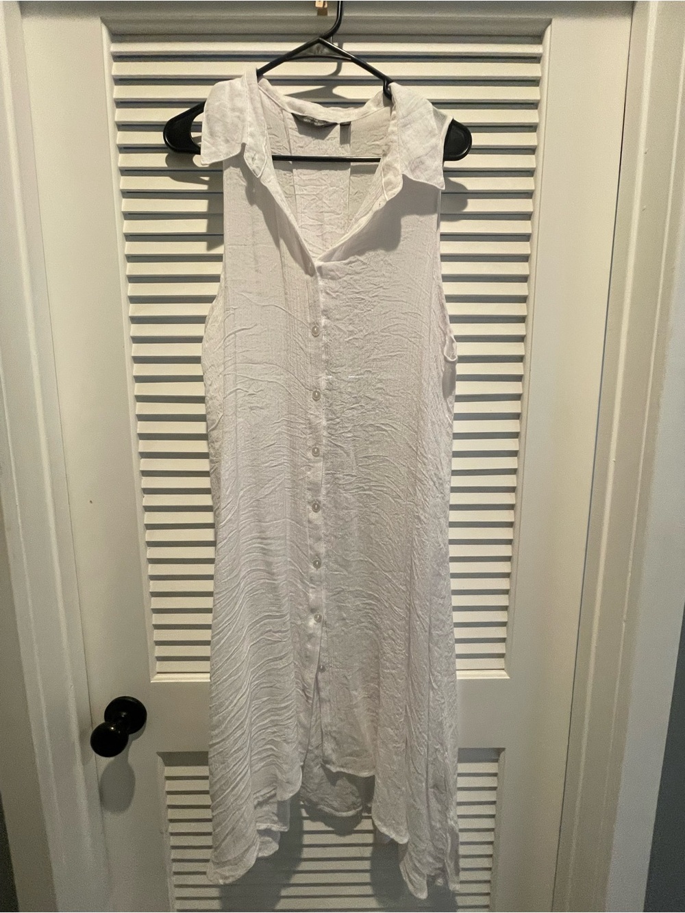 Mlle Gabrielle White Textured Sleeveless Dress